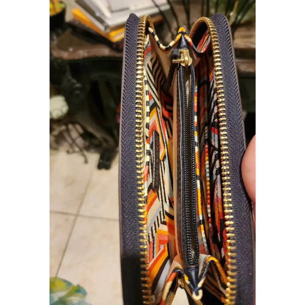 Tory Burch Kerrington zip-around wallet / Wristlet